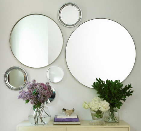 Multiple mirrors achieve a unique effect. (By Jarlath Mallet. Photograph by Tria Giovan.) 