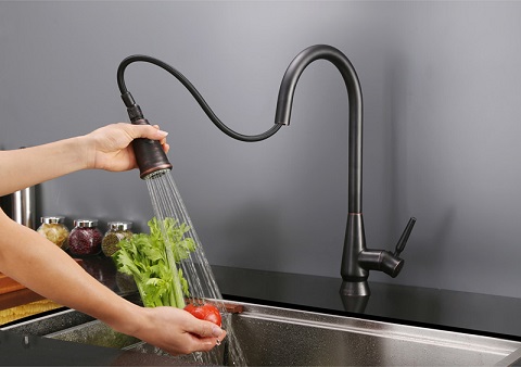 Citadel RVF1252RB Pullout Spray Single Handle Kitchen Faucet from Ruvati