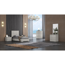 Collection Anna Twin Bed by WhiteLine