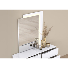 Collection Damien Mirror by WhiteLine