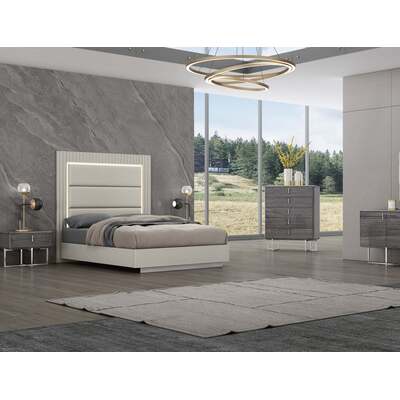 WhiteLine Chloe Bed Queen, Matt Light Grey Lacquer ILP-T1490062MA,  Upholstered Headboard in Light Grey Faux Leather ILP-A23-17 with LED Light, Polished Silver Stainless Steel Base., 0696576757150, BQ1888-GRY