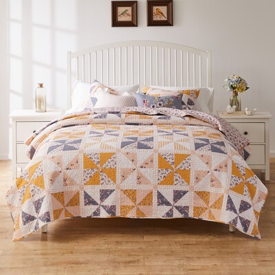 Greenland Home Fashions Pinwheel & Posey Peach Quilt Set 2-Piece Twin/XL 68x88 + 20x26, 636047445100, GL-2312CMST