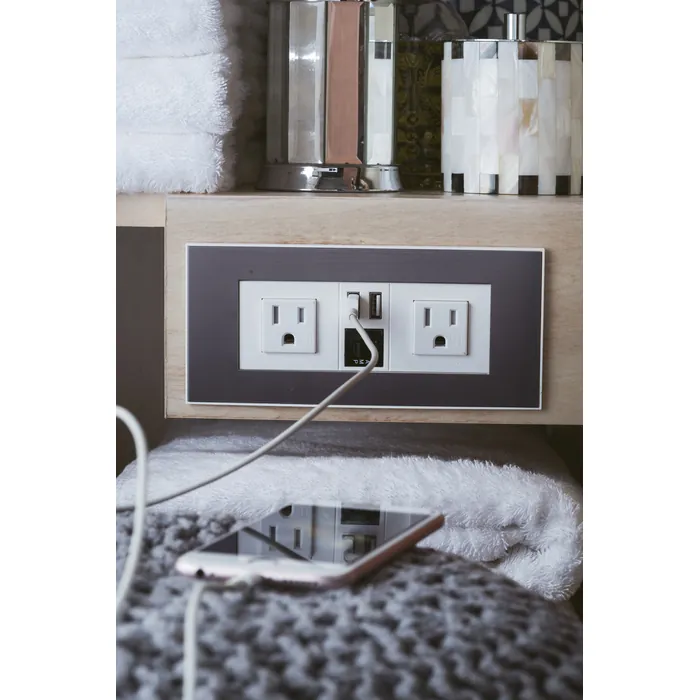 James-Martin-210V72SWLTDGG-1