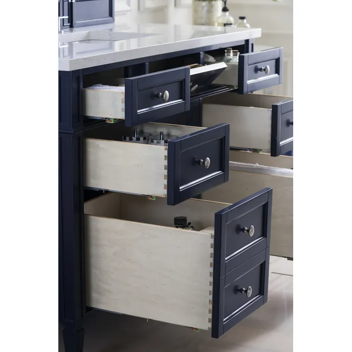 James-Martin-650V48VBL3EJP-1