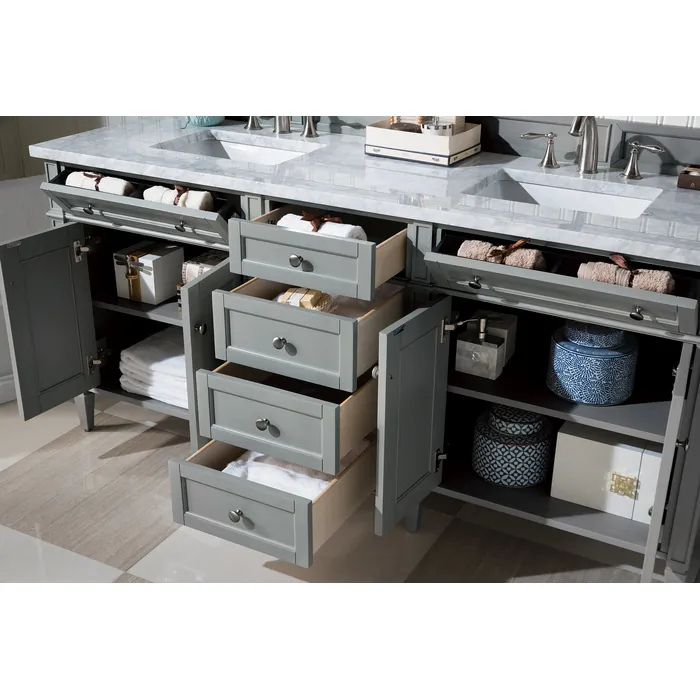 James-Martin-650V72UGR3CAR-3