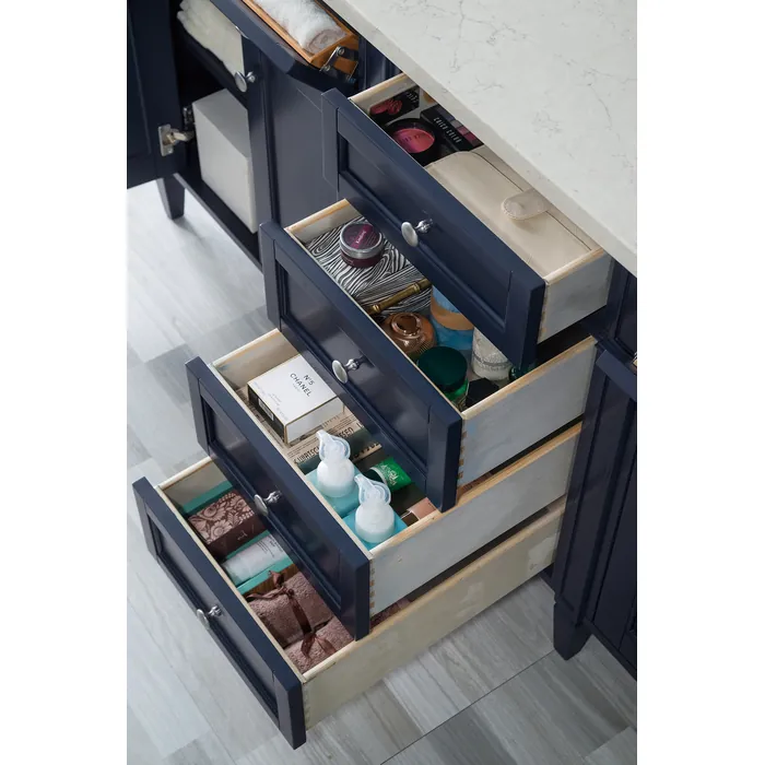 James-Martin-650V72VBL3EJP-1
