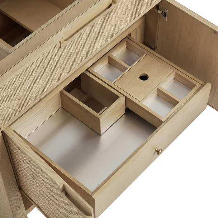 James-Martin-D225V36SSO-2