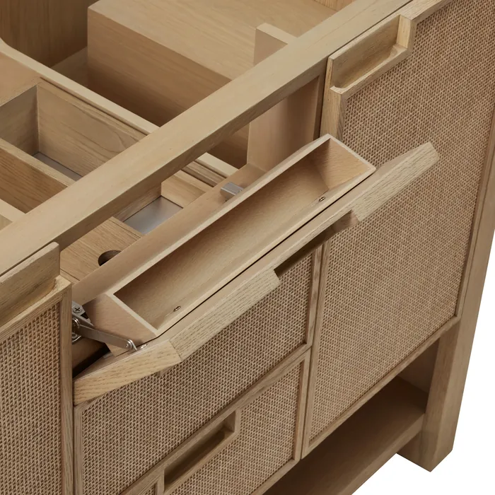 James-Martin-D225V48SSO-2