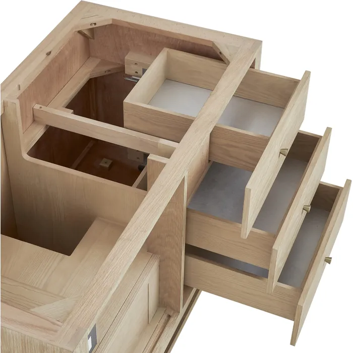 James-Martin-D404V48SWO-2