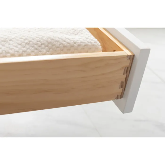 Design-Element-ML84WT-2