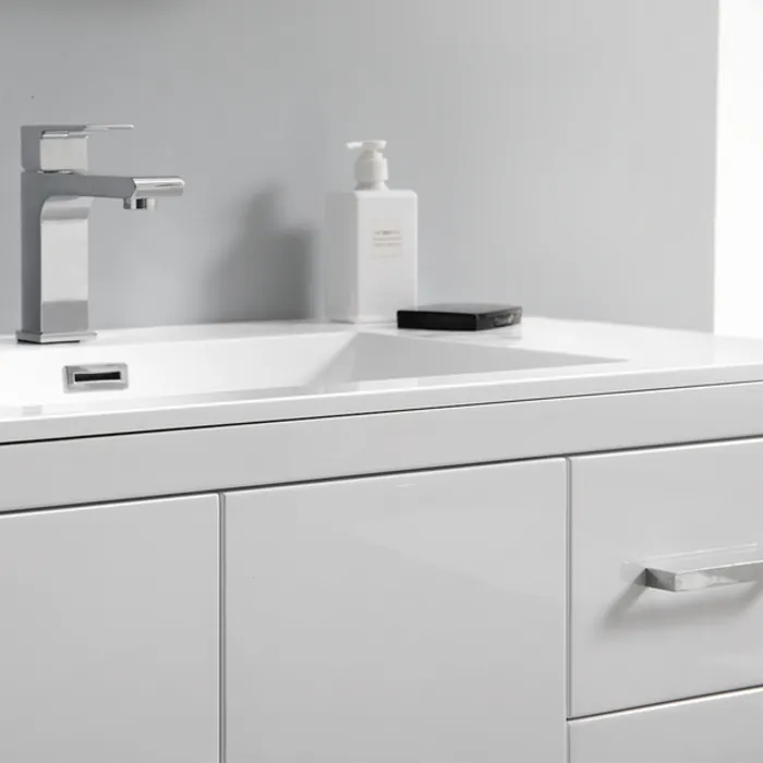 Fresca-FCB9436WHLI-1