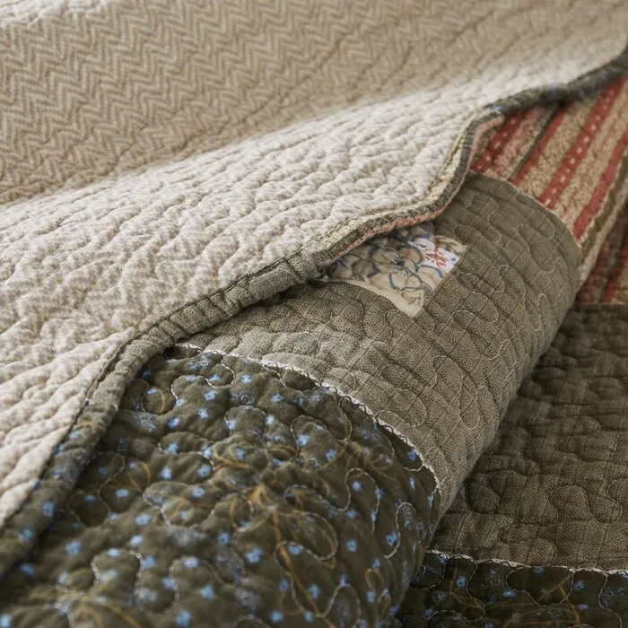 Greenland-Home-Fashions-GL1010GBSQ-1