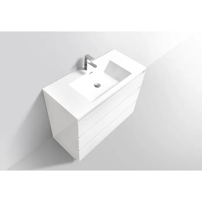 Moreno-Bath-MOA42GW-2