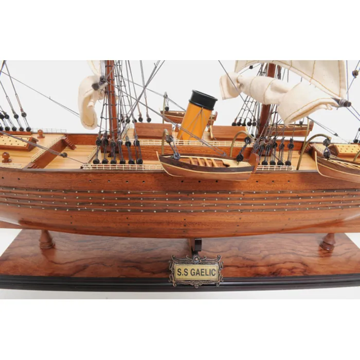 Old-Modern-Handicrafts-T062-6