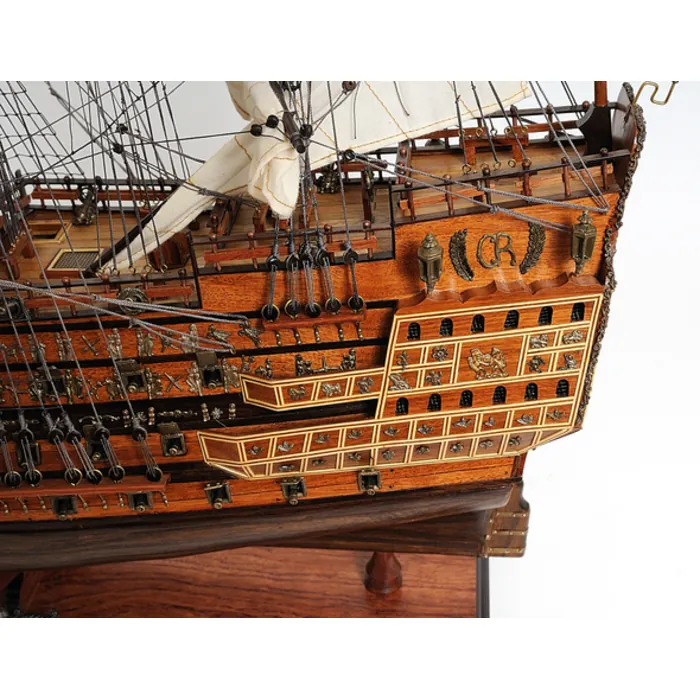 Old-Modern-Handicrafts-T076-1