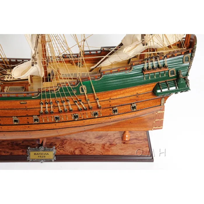 Old-Modern-Handicrafts-T125-5