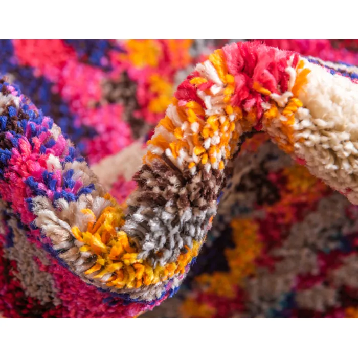 Unique-Loom-3122566-1