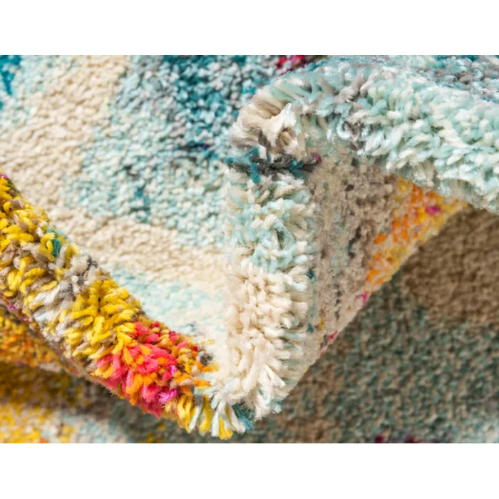 Unique-Loom-3125377-1