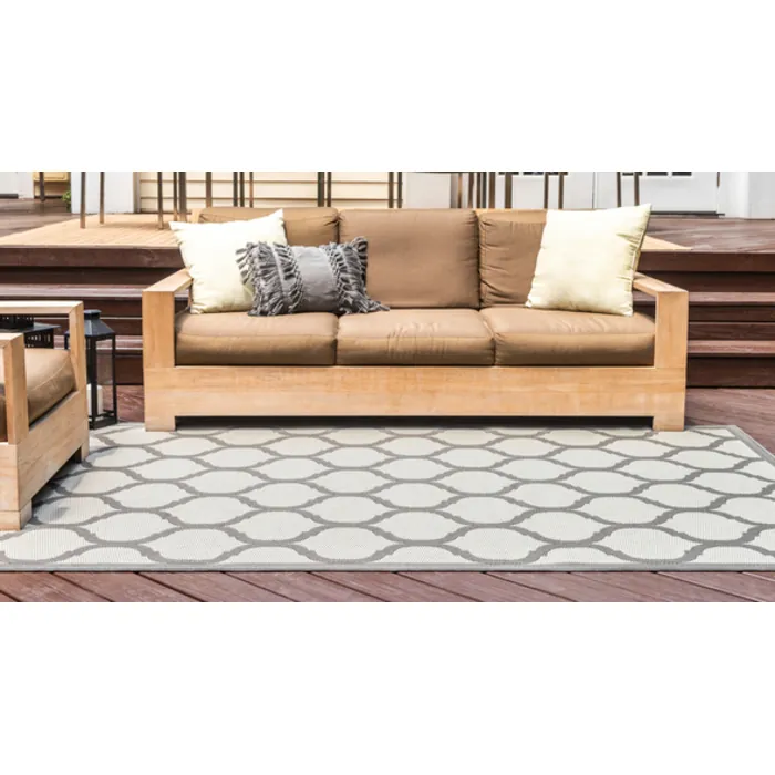 Unique-Loom-3126675-2