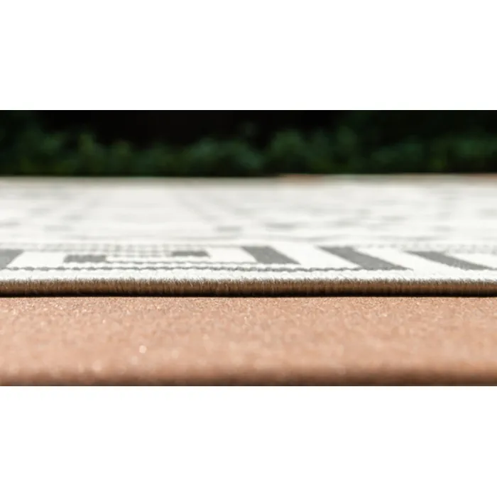 Unique-Loom-3127179-1