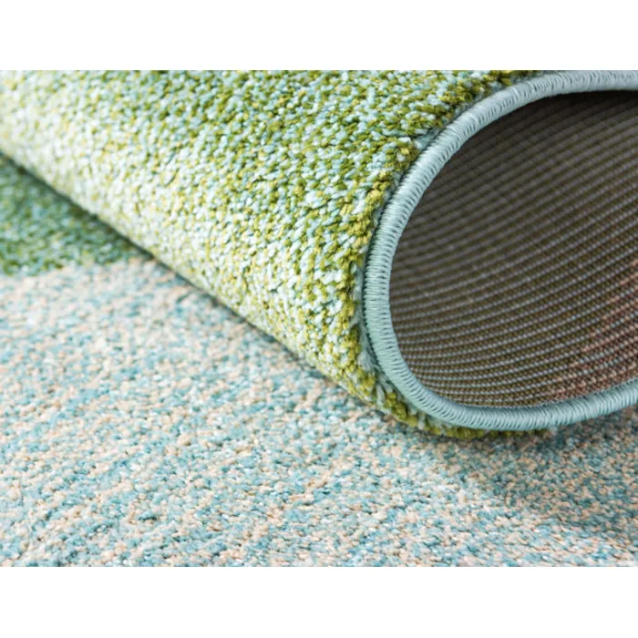 Unique-Loom-3131890-2