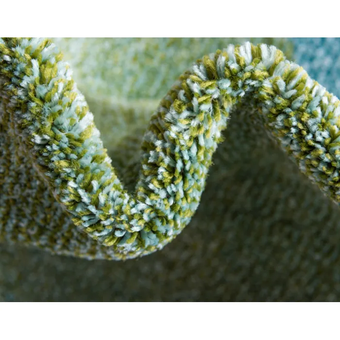 Unique-Loom-3131890-1