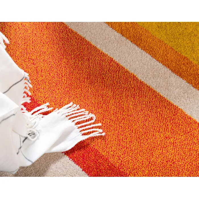 Unique-Loom-3131922-3