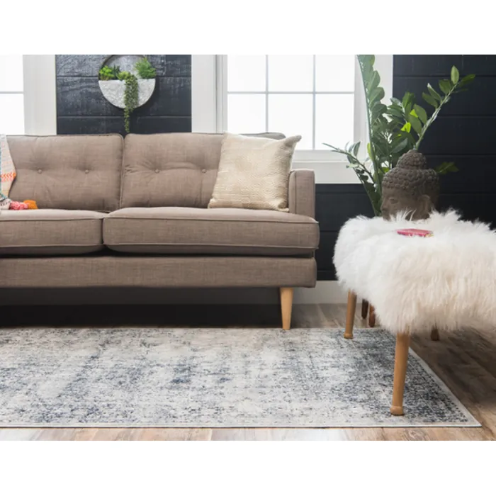 Unique-Loom-3135986-1