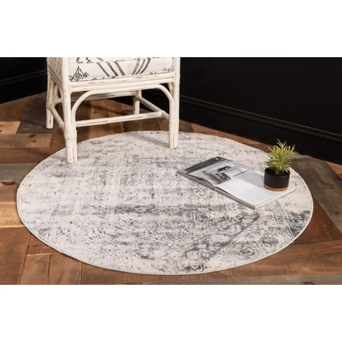 Unique-Loom-3136055-2