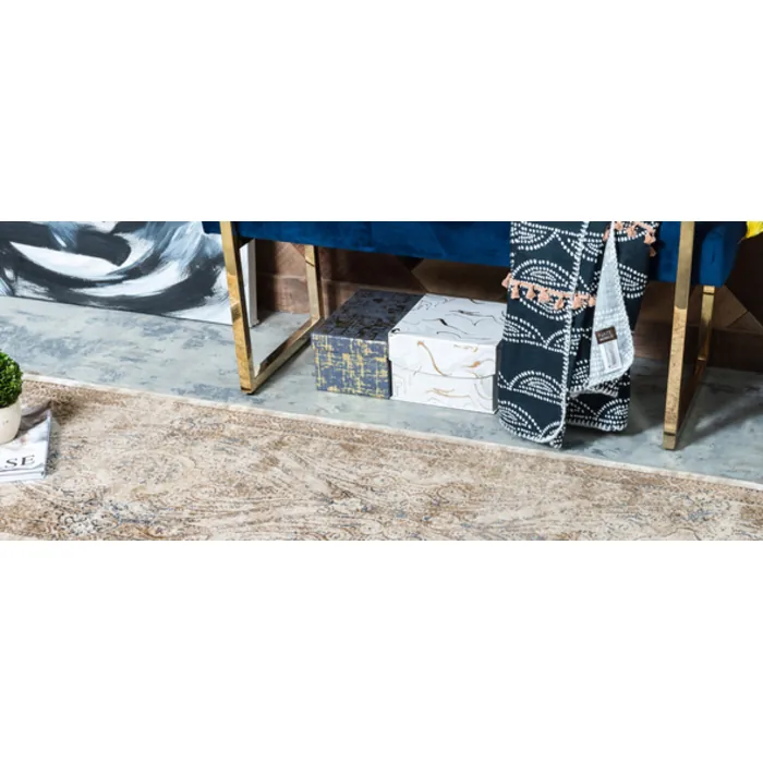 Unique-Loom-3136059-1