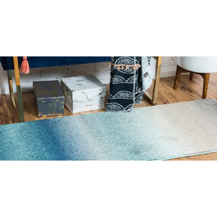 Unique-Loom-3136197-2