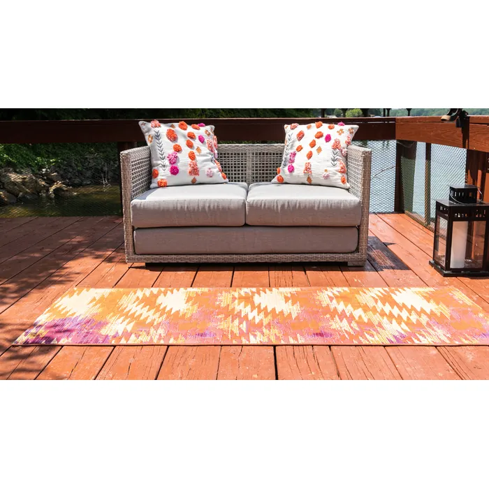 Unique-Loom-3138419-1