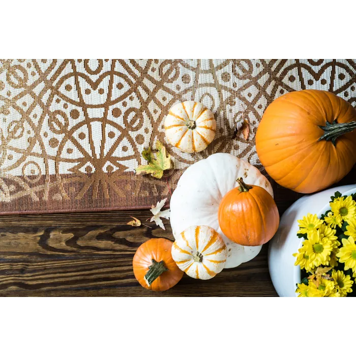 Unique-Loom-3138481-1