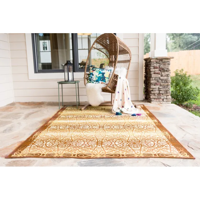 Unique-Loom-3138486-1