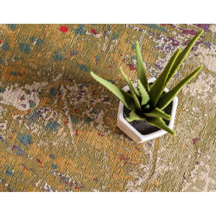 Unique-Loom-3138598-2