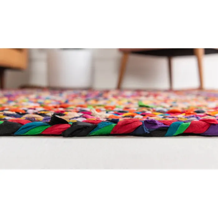 Unique-Loom-3138912-1