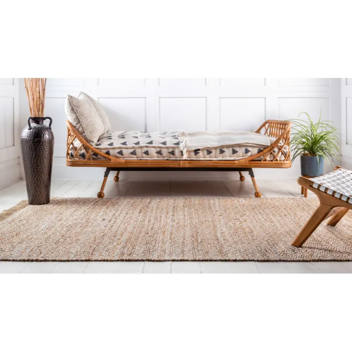 Unique-Loom-3138918-1