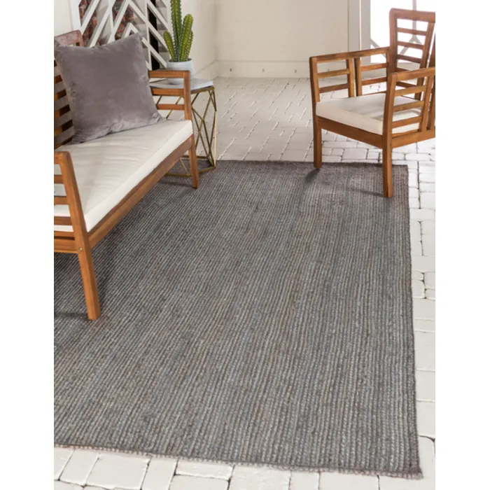 Unique-Loom-3138943-3