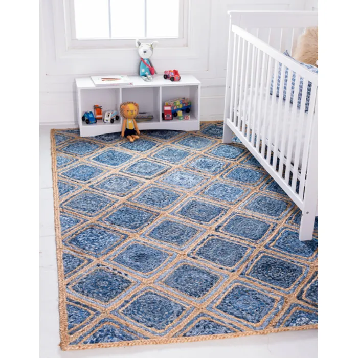 Unique-Loom-3138953-3