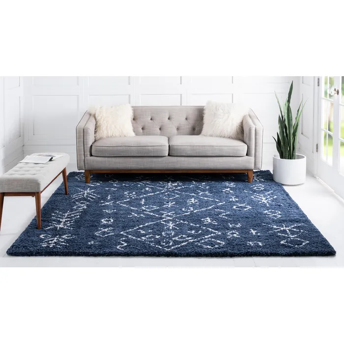 Unique-Loom-3139403-2