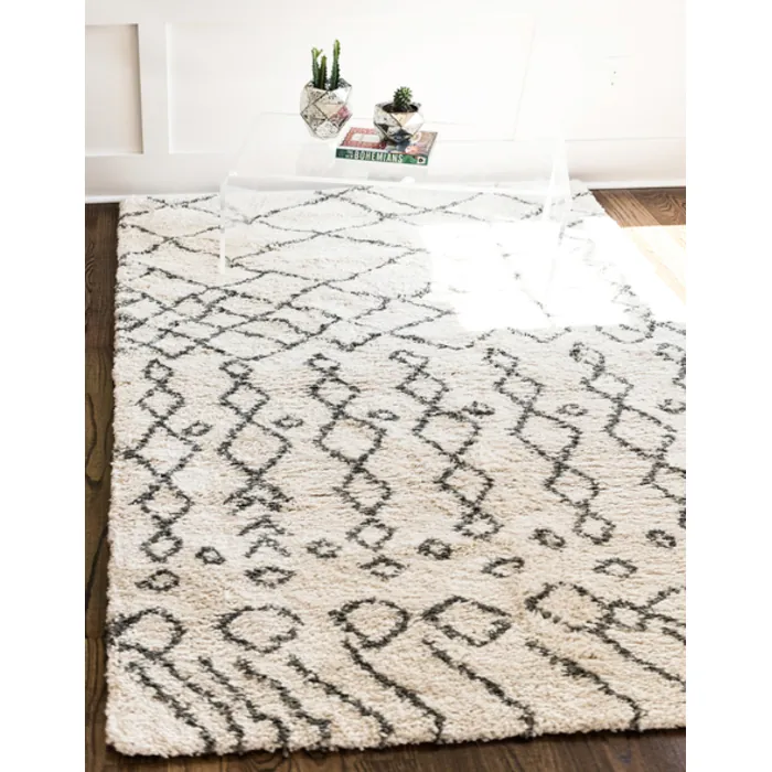 Unique-Loom-3139420-4