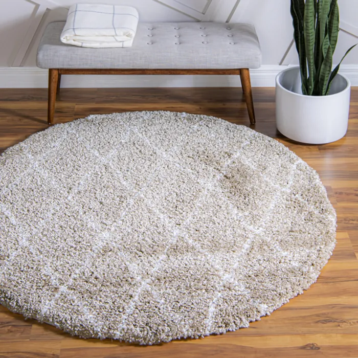 Unique-Loom-3139474-3