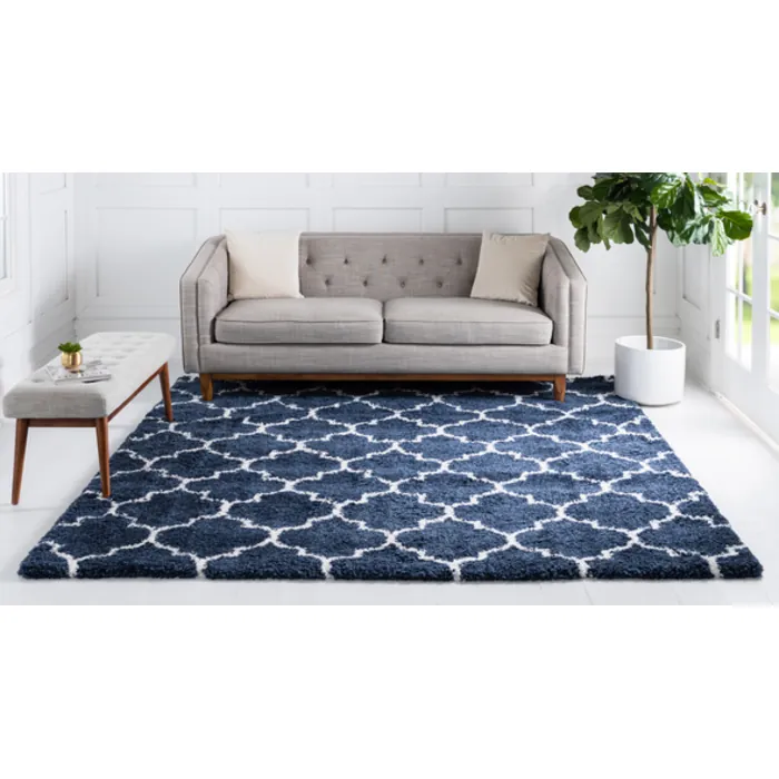 Unique-Loom-3139523-2