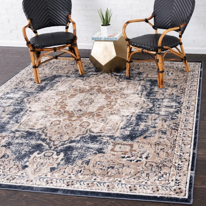 Unique-Loom-3142148-4