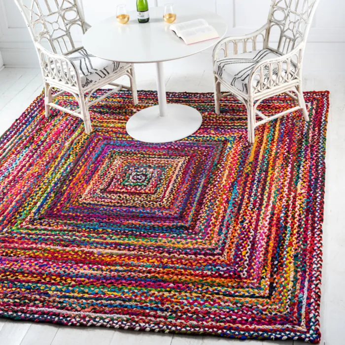 Unique-Loom-3142669-3