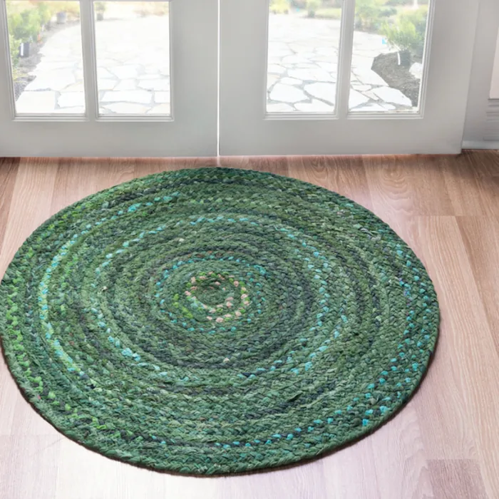 Unique-Loom-3142686-4