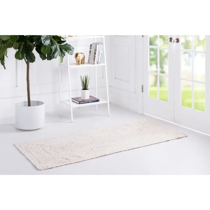 Unique-Loom-3142742-2