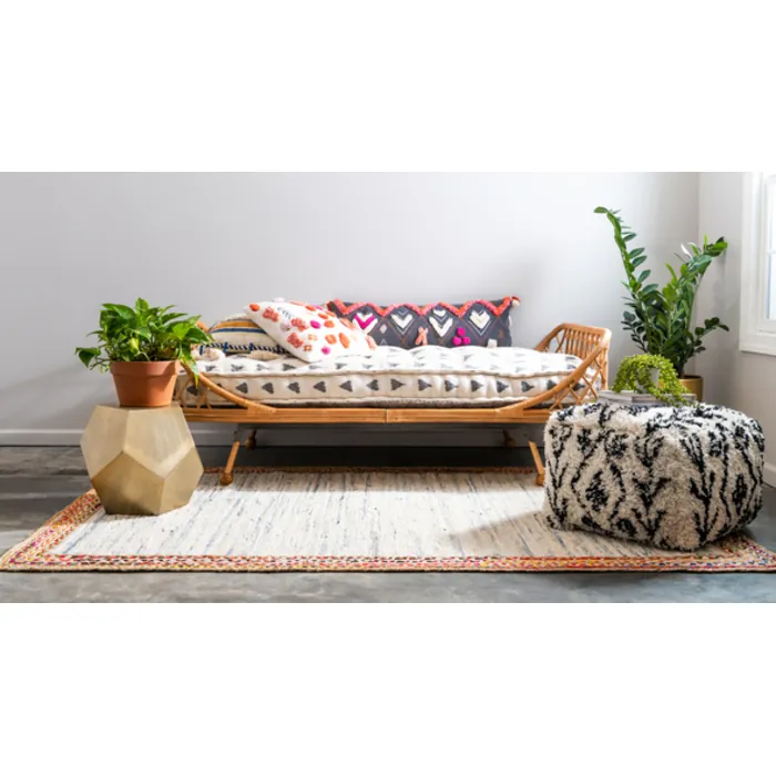 Unique-Loom-3142865-1