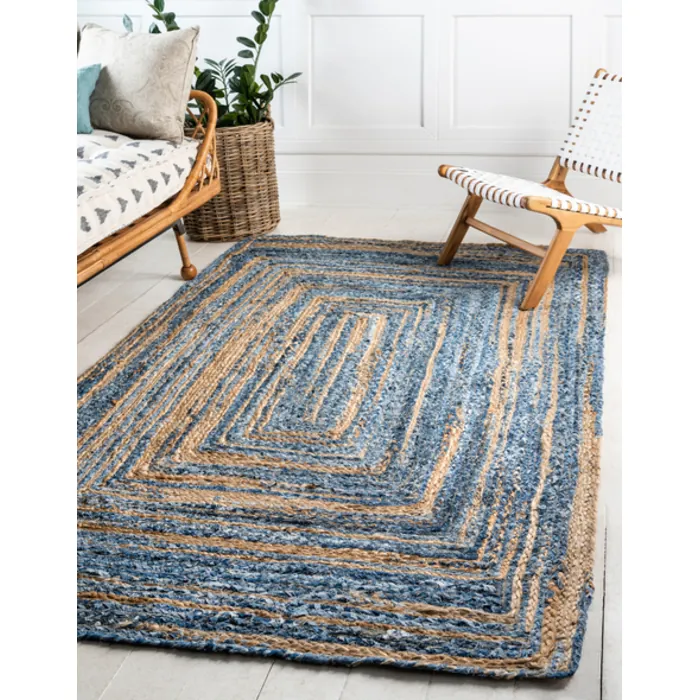 Unique-Loom-3142926-3