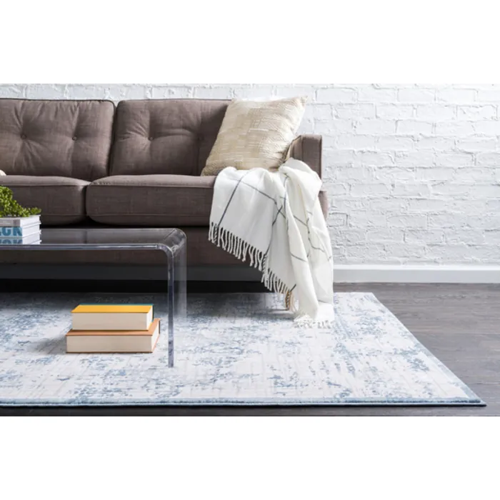 Unique-Loom-3143585-2